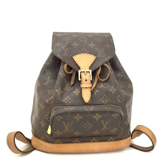 Louis Vuitton Handbags - Auth Louis Vuitton Montsouris MM Backpack L56BP377